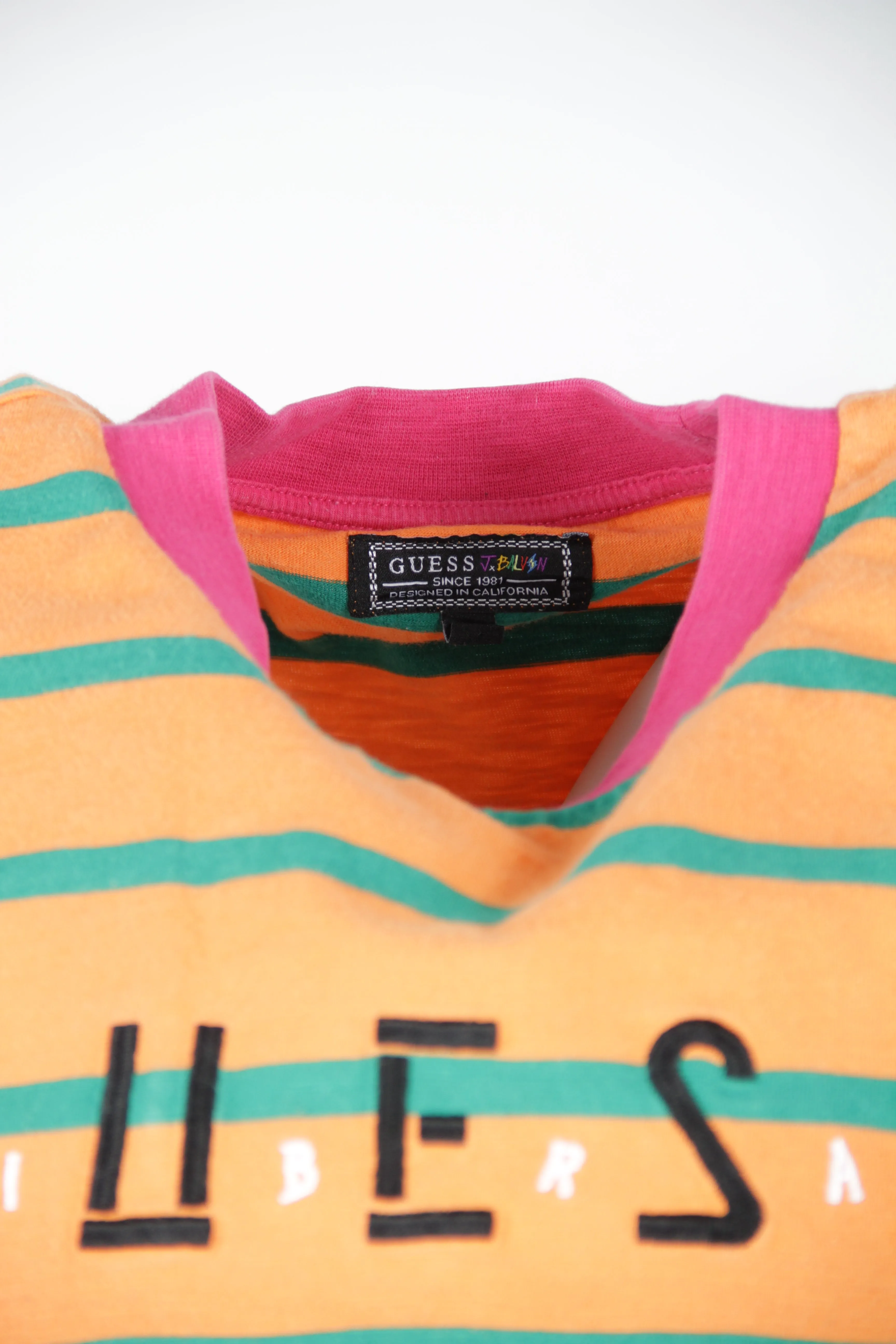 Guess x Balvin striped  T-shirt - M