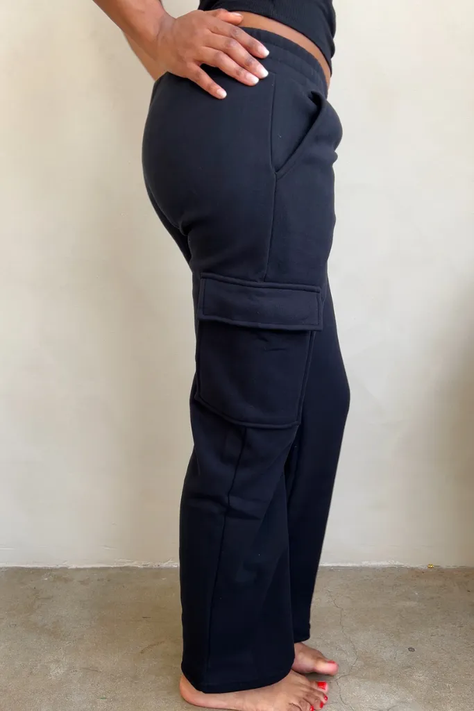 Plush Lounge Cargo Sweatpants - Black