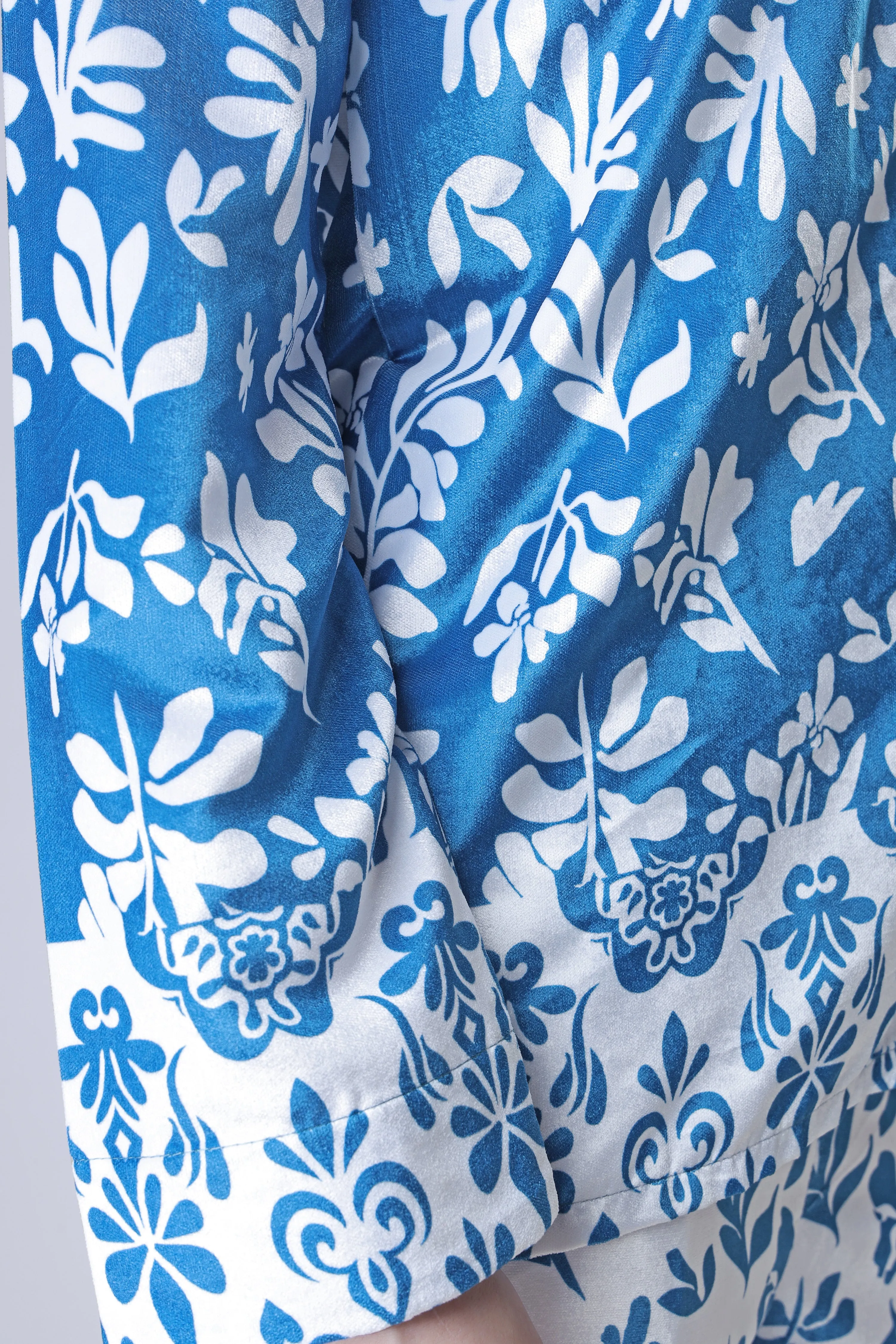 Seamless Royal Floral Velvet Shirt For Women